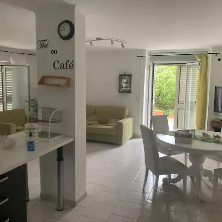 Apartment Cecilia Pozzuoli